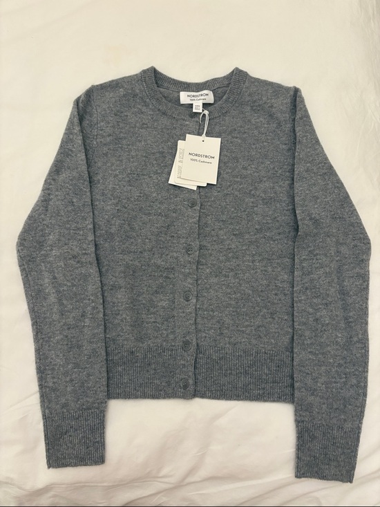 Nordstrom Sweaters - Nordstrom Heather Gray Cashmere Cardigan
